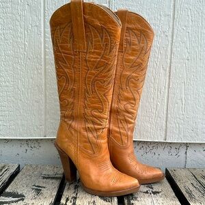 RARE Jessica Simpson Alan Boots